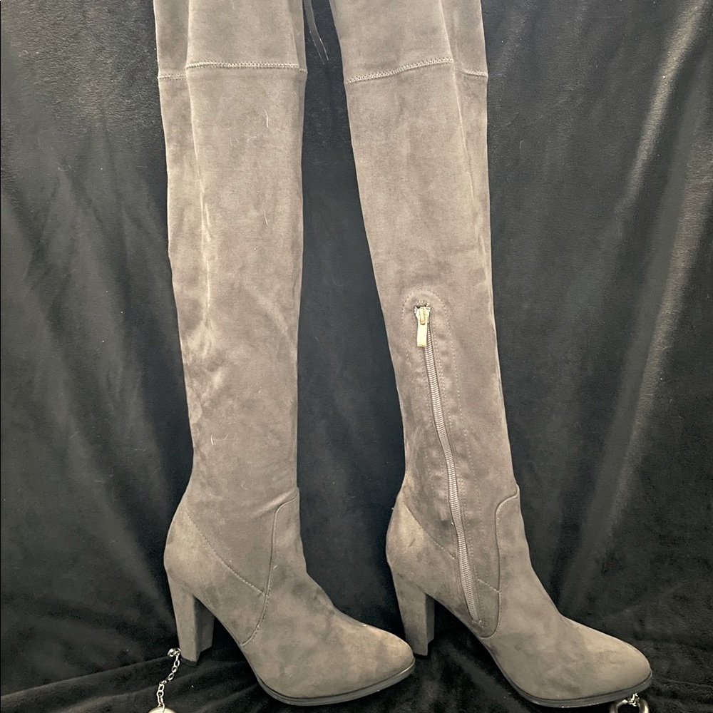 Sexy thigh high boots!